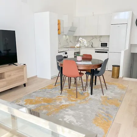 Bright & Modern Family Carihuela * توريمولينوس