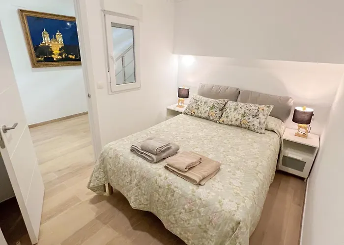 Bright & Modern Family Carihuela Торремолинос