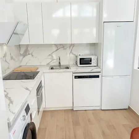 Bright & Modern Family Carihuela Apartment