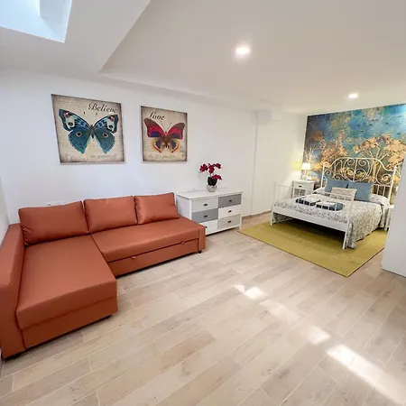 Bright & Modern Family Carihuela