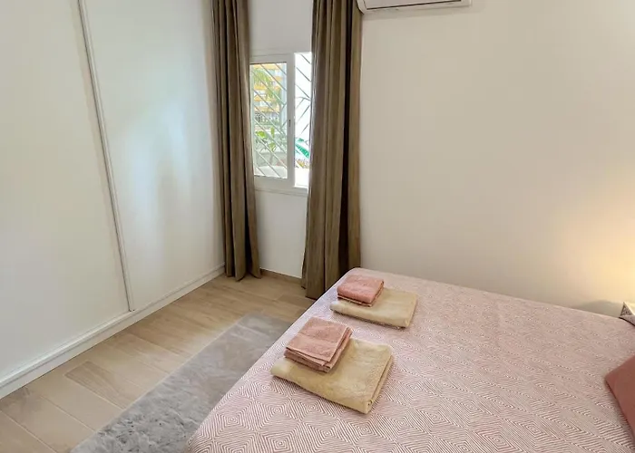 Bright & Modern Family Carihuela