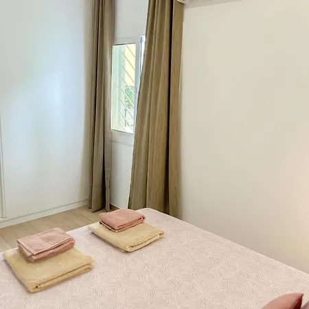 Apartment Bright & Modern Family Carihuela