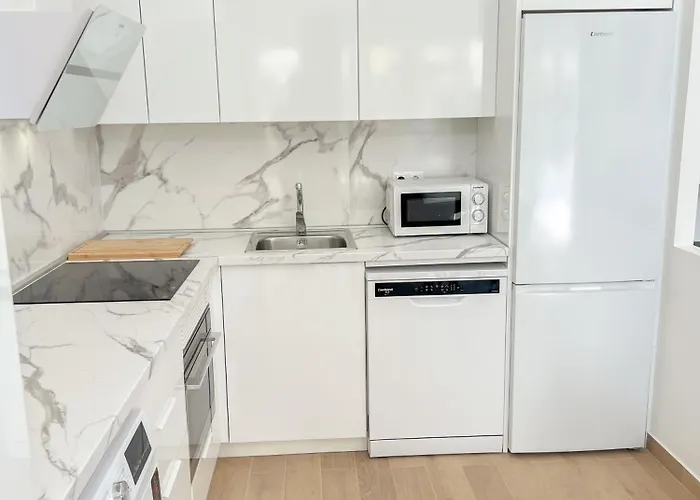 Bright & Modern Family Carihuela Apartament